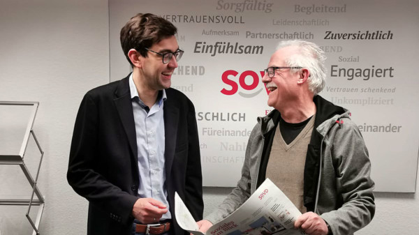 Jan-Philipp Beck und SoVD Kreisvorsitzender Hans-Dieter Brand